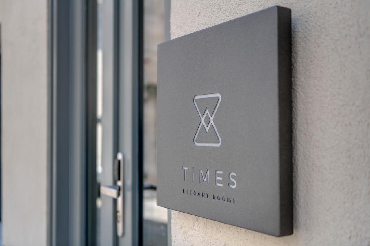 Times Elegant Rooms Ermoupoli Esterno foto
