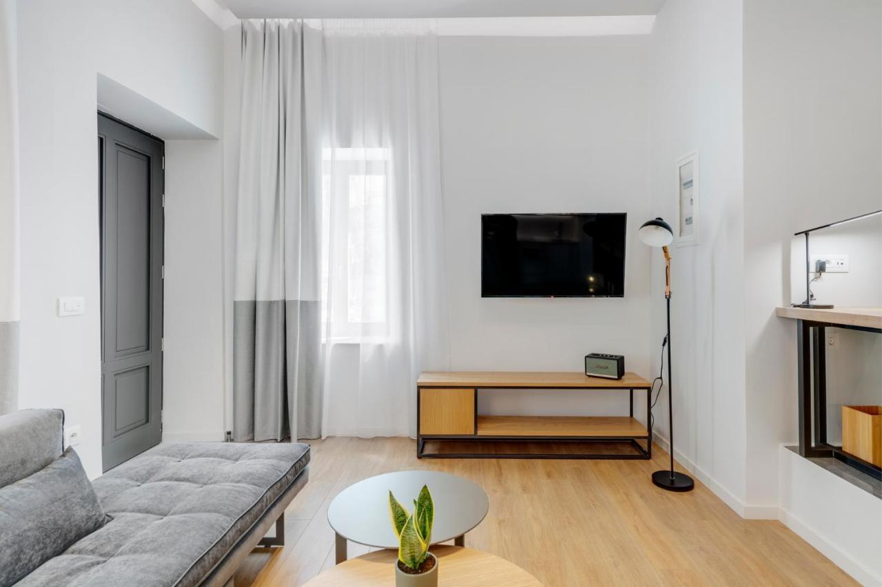 Times Elegant Rooms Ermoupoli Esterno foto