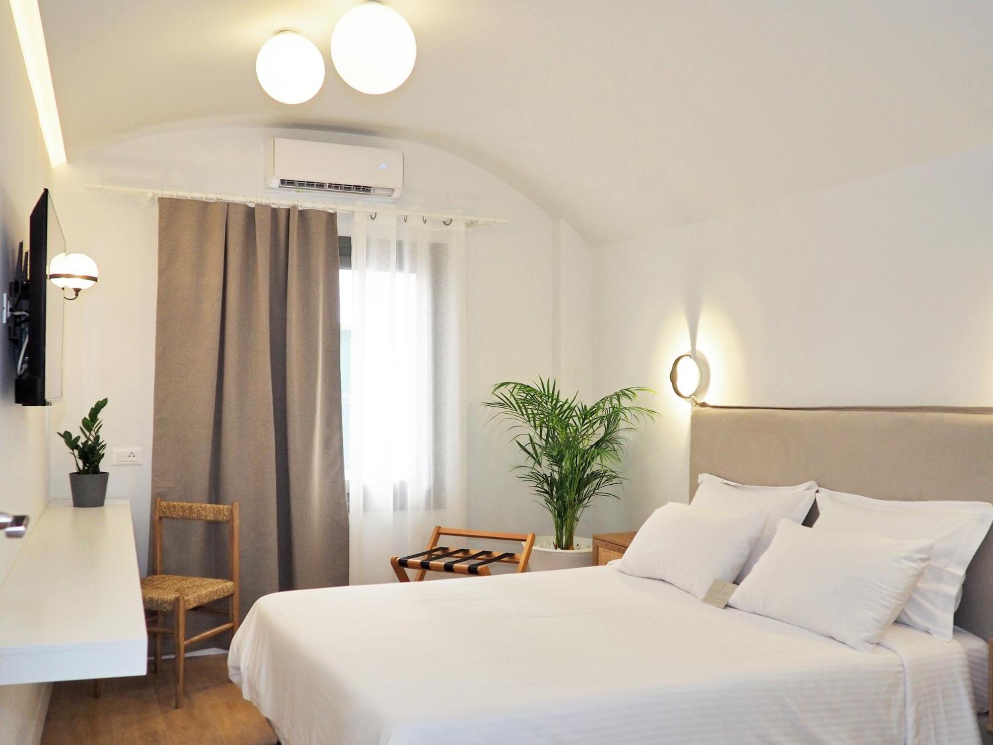 Times Elegant Rooms Ermoupoli Esterno foto